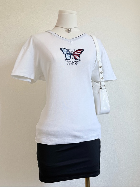 Spirit Of America Tops - Vintage Spirit of America Embroidered Graphic V Neck Tee Shirt 90s Americana